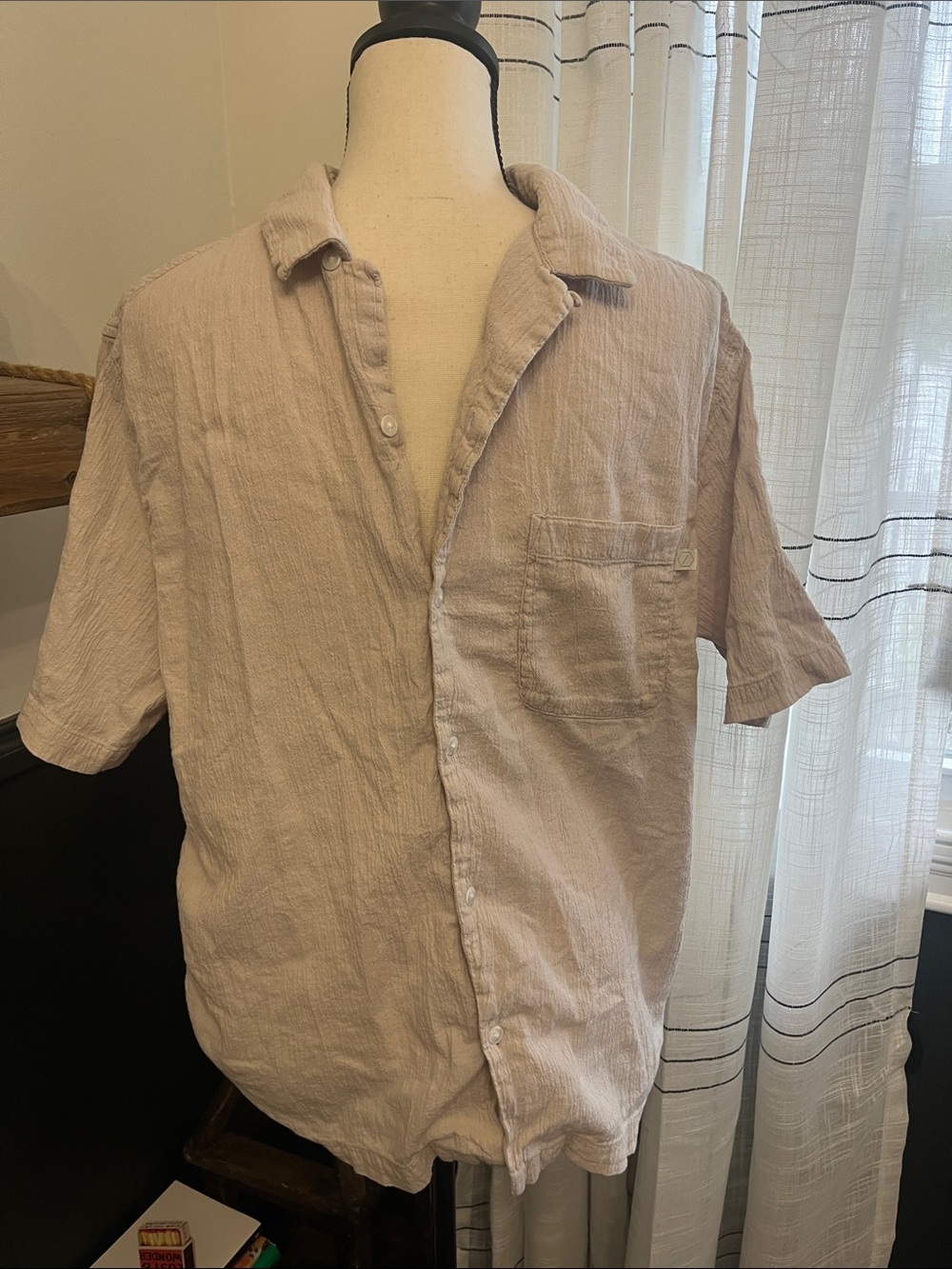 Standard Cloth Men's Casual Short-Sleeve Button-Down Shirt in Light Taupe